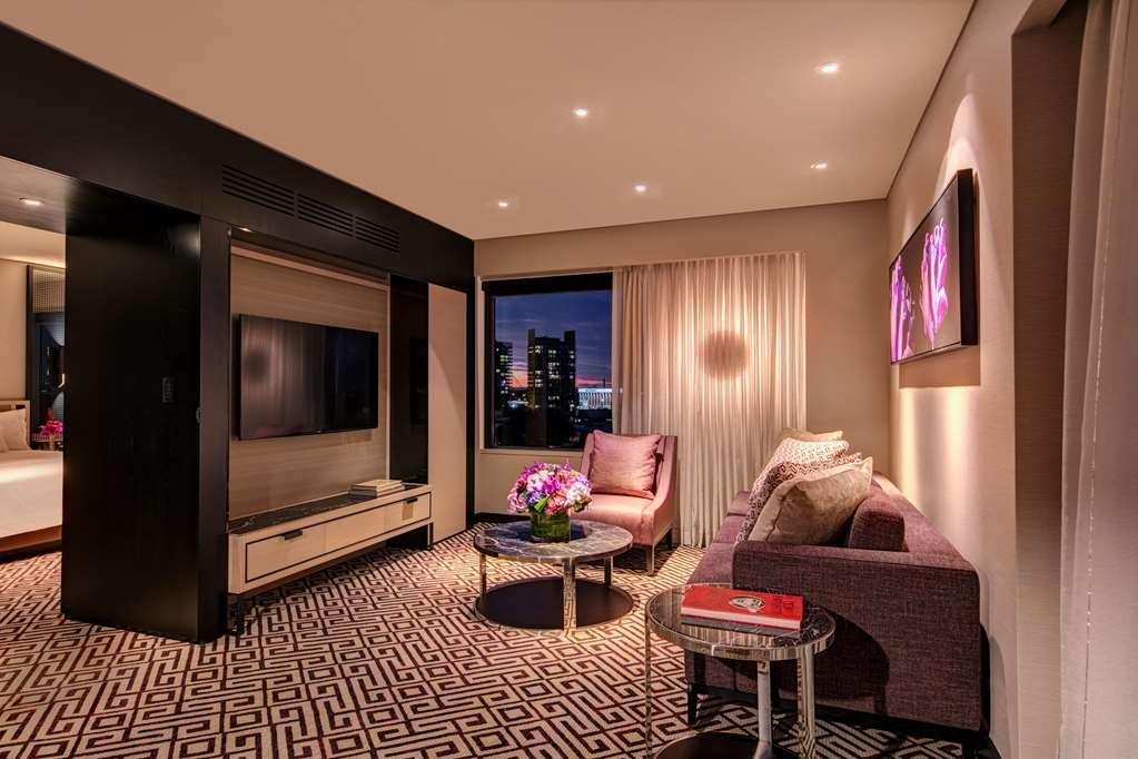 The Star Grand Hotel And Residences Σίδνεϊ Δωμάτιο φωτογραφία A suite at the hotel